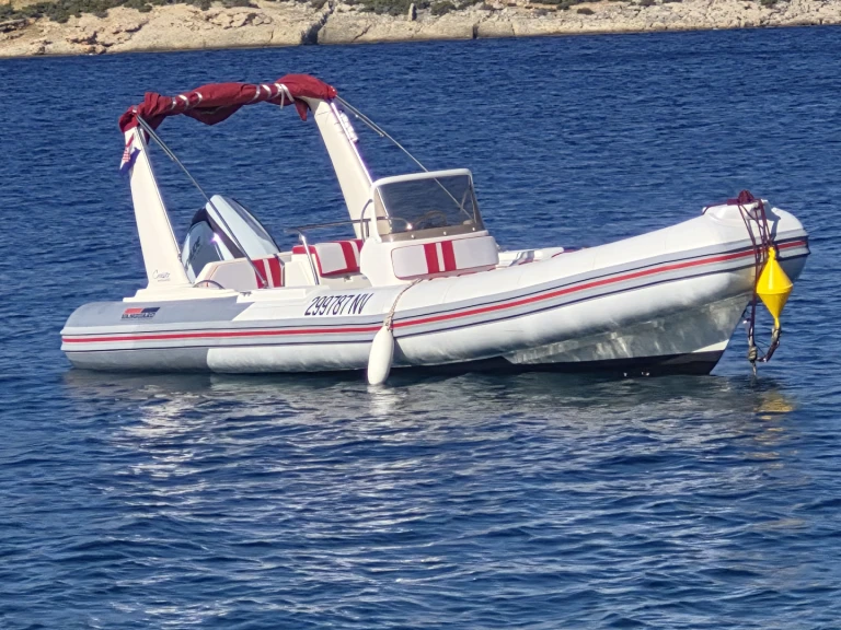 Bootverhuur Novalja goedkoop V 750 Cruiser