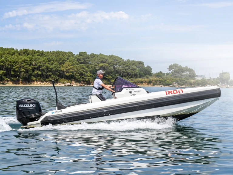Motorboot te huur in Vannes voor de beste prijs