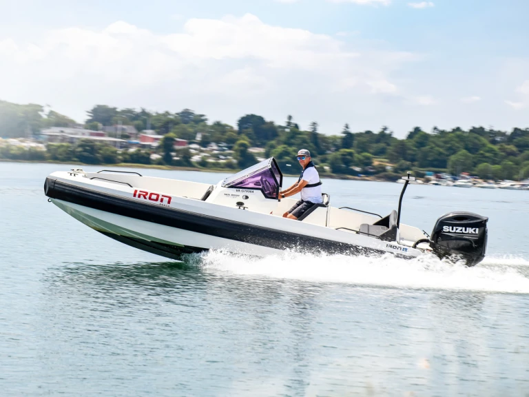 IRON BOATS  IRON 6.47 te huur van particulier of professional in Vannes