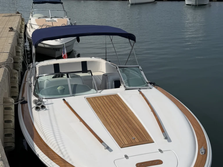 Huur Motorboot met of zonder schipper Chris Craft in Saint-Raphaël