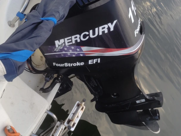 Verhuur Motorboot Quicksilver met vaarbewijs