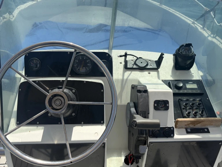 Bootverhuur La Ciotat goedkoop Cap Camarat 575