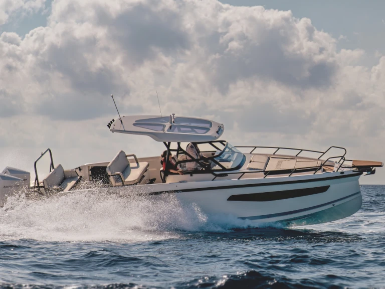 Bootverhuur Quicksilver Navan S30 in Santa Eulària des Riu via SamBoat