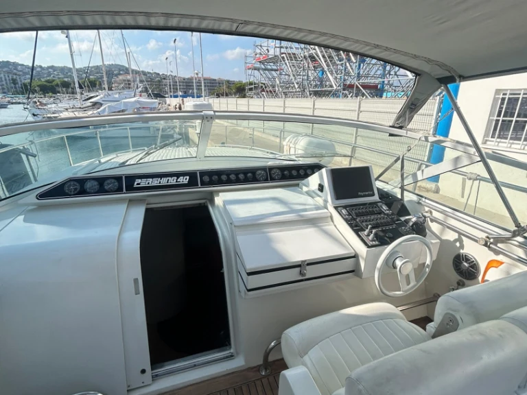 Jachthuur in Golfe-Juan - Pershing Pershing 40 via SamBoat