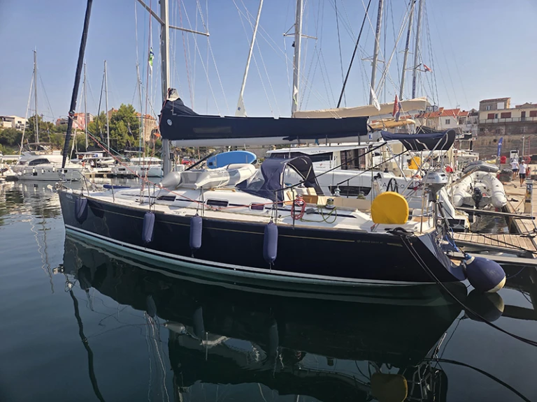 Verhuur Zeilboot Grand Soleil met vaarbewijs