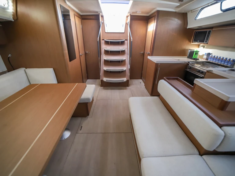Verhuur Zeilboot in Castellammare del Golfo - Bénéteau Oceanis 51.1