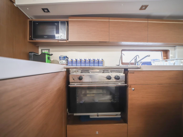 Bénéteau Oceanis 51.1 te huur van particulier of professional in Castellammare del Golfo