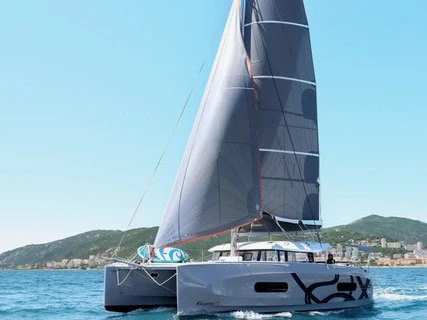 Catamaran te huur in Ajaccio voor de beste prijs