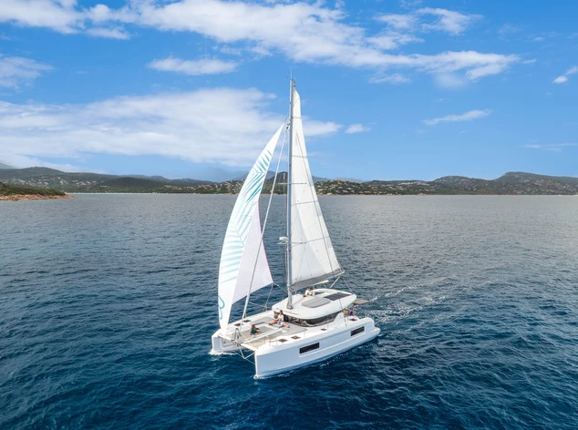 Bootverhuur Lagoon Lagoon 38 in Ajaccio via SamBoat