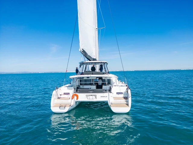 Lagoon Lagoon 46 te huur van particulier of professional in Ajaccio