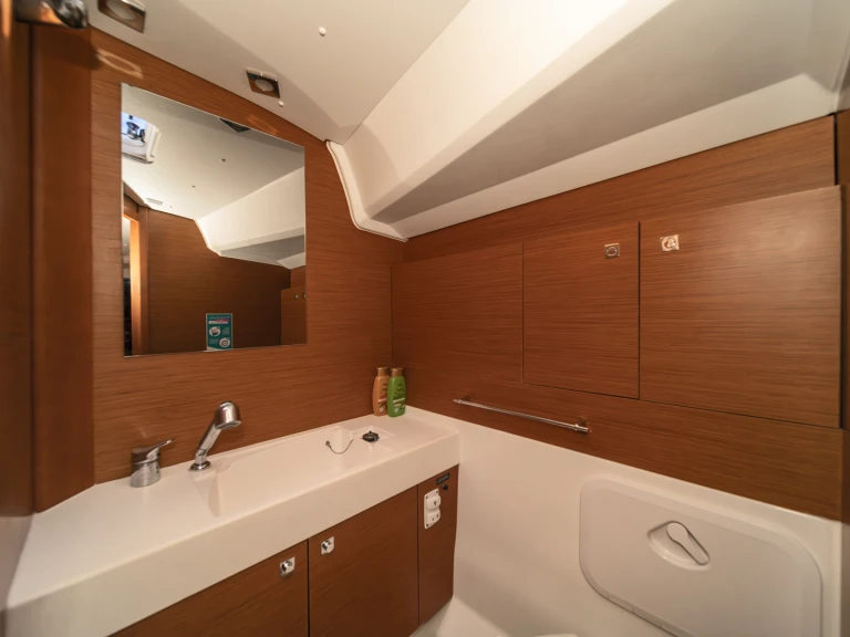 Verhuur Zeilboot in Rhodes (City) - Jeanneau Sun Odyssey 479