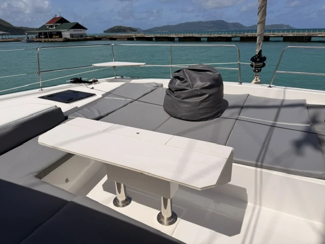 Catamaran te huur in Praslin Island voor de beste prijs