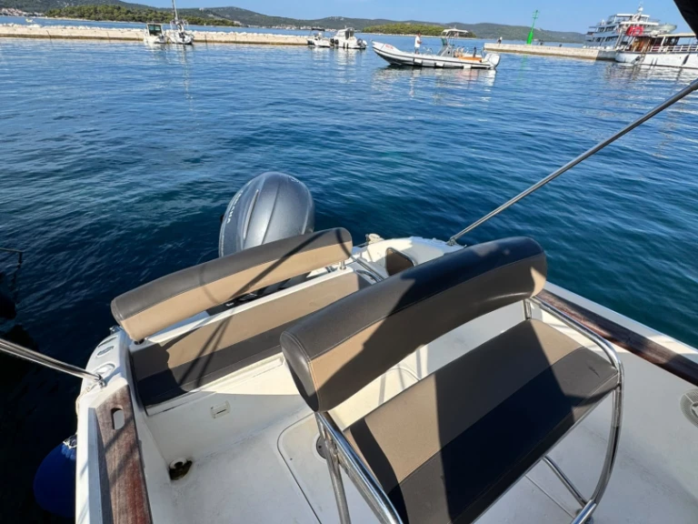 Jachthuur in Tkon - Fisher Fisher 20 via SamBoat