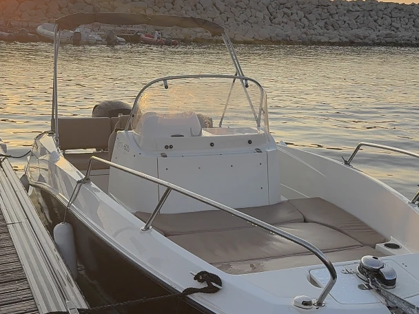 Bootverhuur Quicksilver Openactiv in Frankrijk via SamBoat