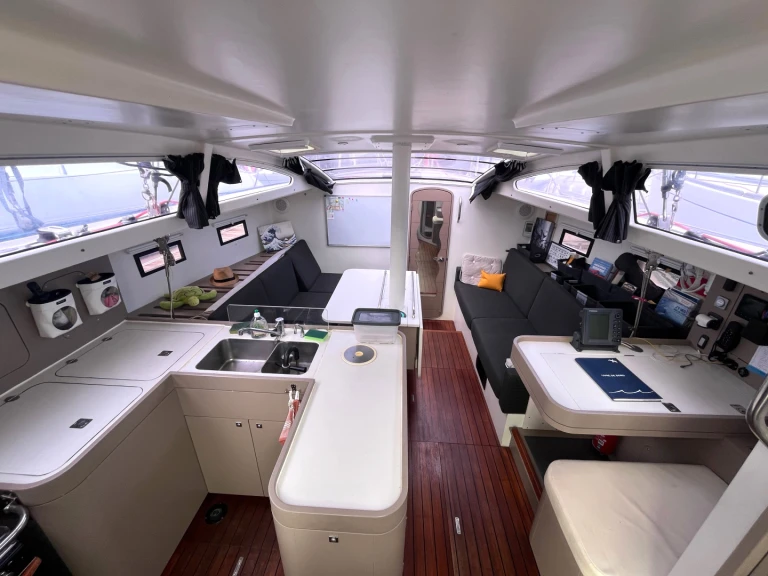 Bootverhuur RM RM 1260 in Fort-de-France via SamBoat