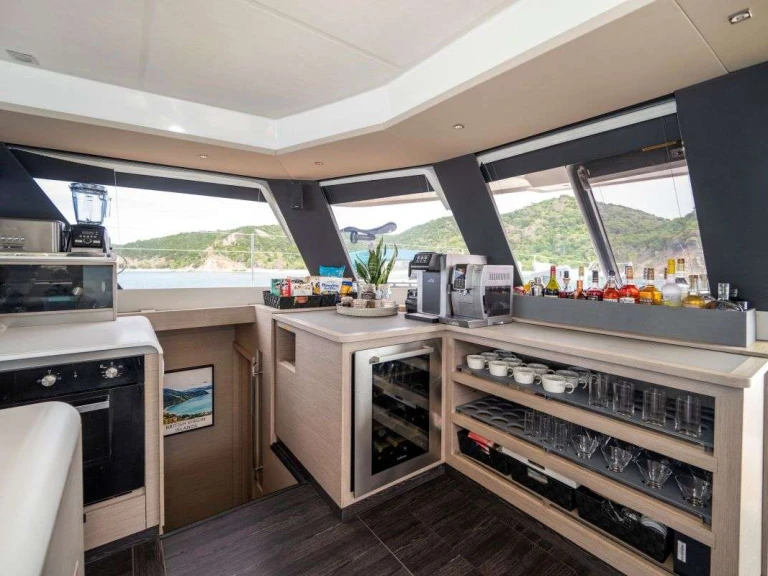 Huur Jacht met of zonder schipper Fountaine Pajot in Caribisch gebied
