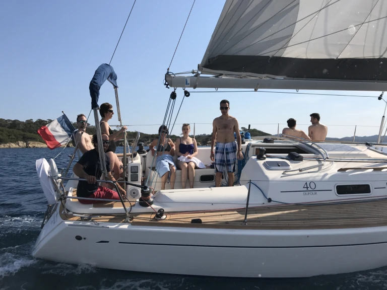 Verhuur Zeilboot Dufour met vaarbewijs