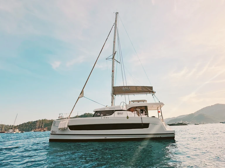 Huur een Bali Bali 4.0 in Göcek