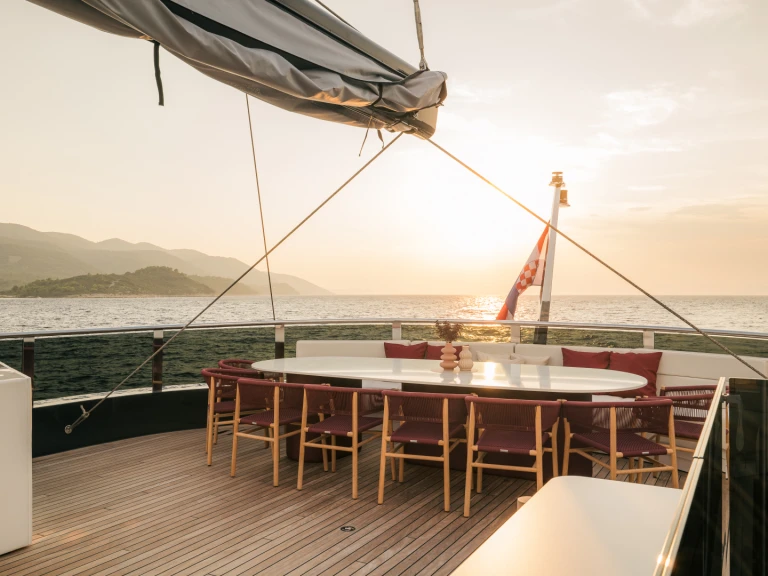 Verhuur Zeilboot in Split -  Luxury Sailing Yacht R