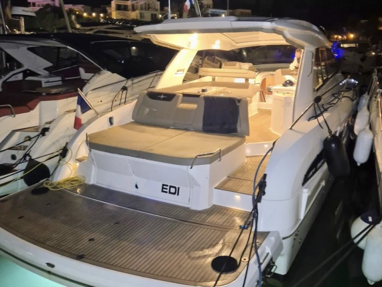 Jachthuur in Fréjus - Bavaria S45 ht via SamBoat