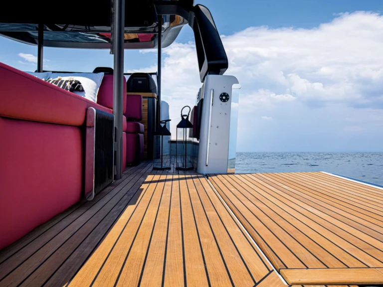 Verhuur Jacht in Saint-Tropez - Pershing Pershing 90