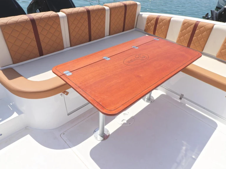 Bootverhuur Siracusa goedkoop Saver 330 WA
