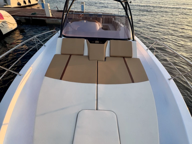 Bootverhuur Saver Saver 330 WA in Siracusa via SamBoat