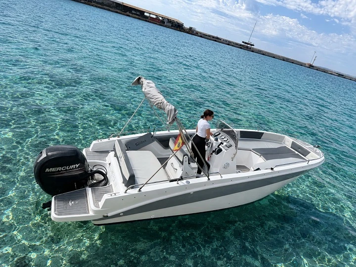 Motorboot te huur in Alicante voor de beste prijs
