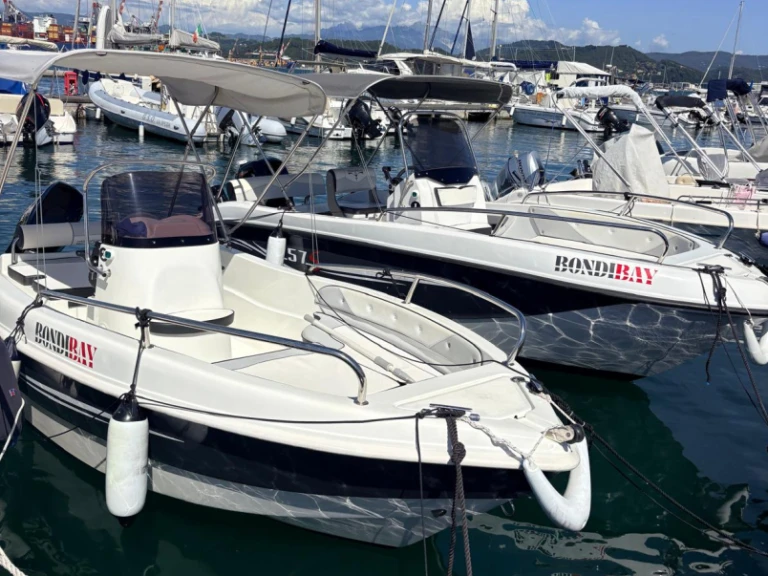 Verhuur Motorboot in La Spezia - Trimarchi Trimarchi 53 S Enica