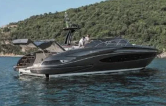 Régal Regal 27 Fasdeck te huur van particulier of professional in Saint-Tropez