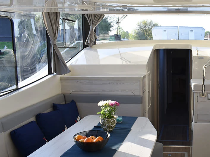 Motorboot te huur in Homps voor de beste prijs