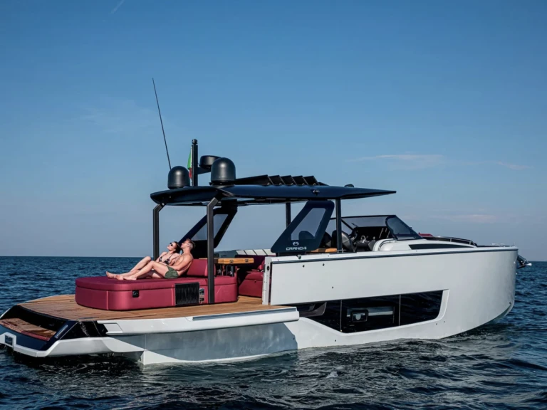 Motorboot te huur in Saint-Tropez voor de beste prijs
