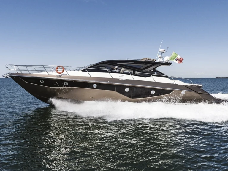 Verhuur Jacht in Saint-Tropez - Cranchi Cranchi 60 ST