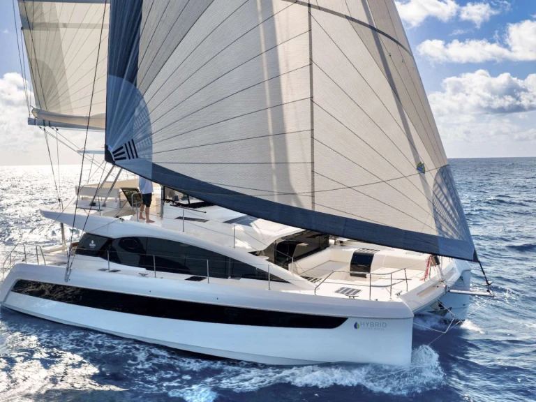 Huur een Aquila OCEAN KITTY in Saint Thomas Island
