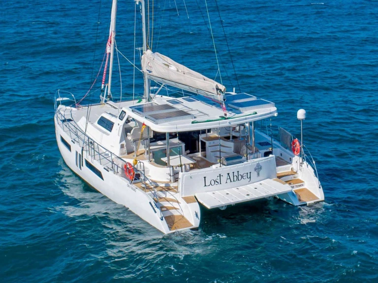 Jacht te huur in Saint Thomas Island voor de beste prijs