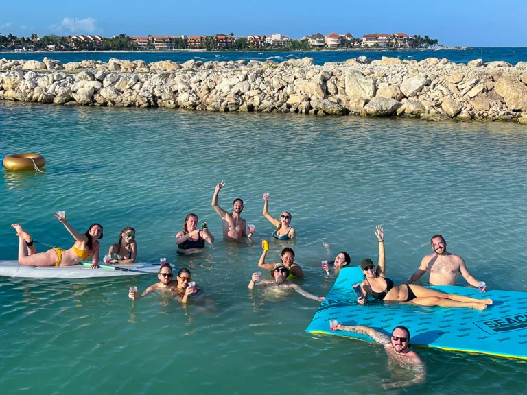 Huur Jacht met of zonder schipper Custom Made in Puerto Aventuras