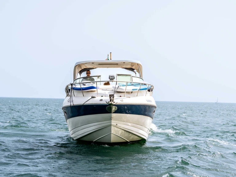 Bootverhuur Crownline Crownline 340 CR in Lagos via SamBoat