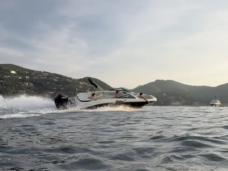 Verhuur Motorboot in Mandelieu-la-Napoule - Sea Ray SPX 210 OB