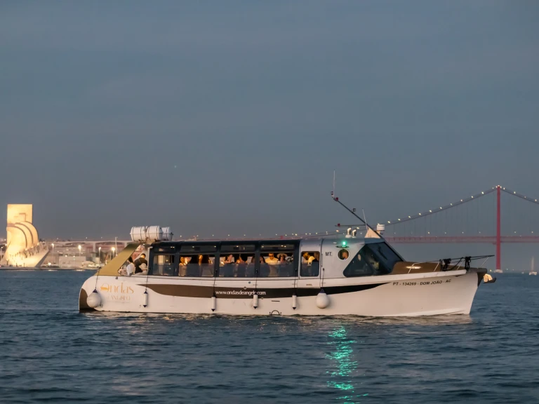 Motorboot te huur in Lissabon voor de beste prijs
