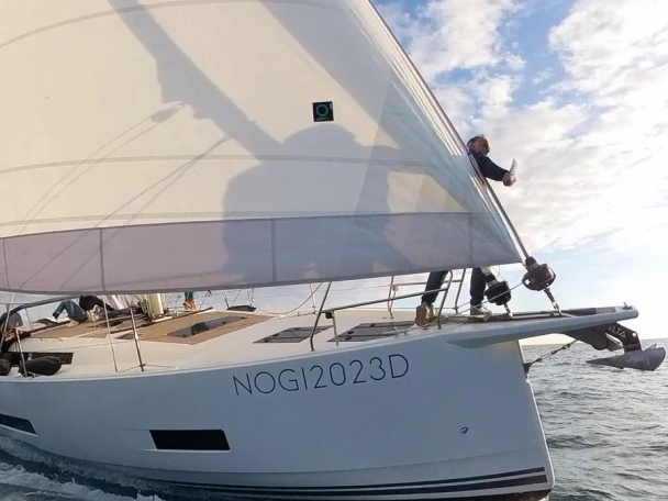 Huur een Hanse Hanse 460 - 4 cabine - 2 bagni - 10 posti letto in Castiglioncello