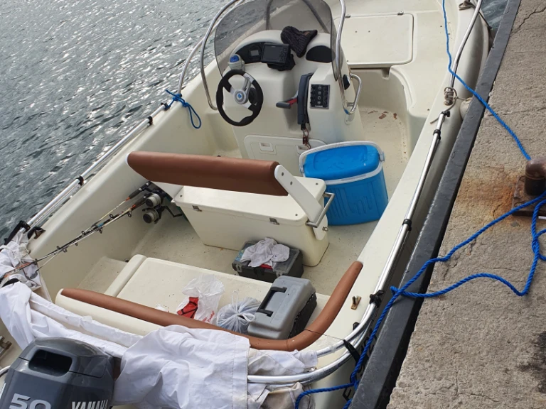 Bootverhuur Saint-Chamas goedkoop Jaguar 17