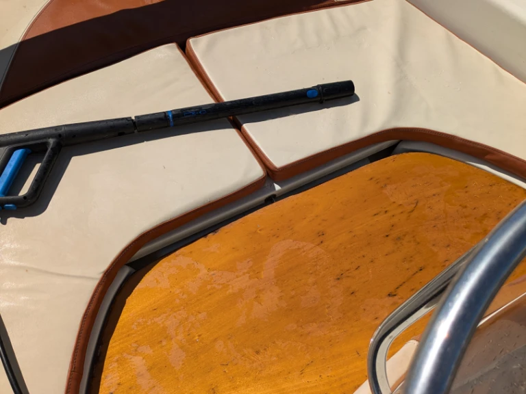 Bootverhuur TA MARE Jaguar 17 in Saint-Chamas via SamBoat
