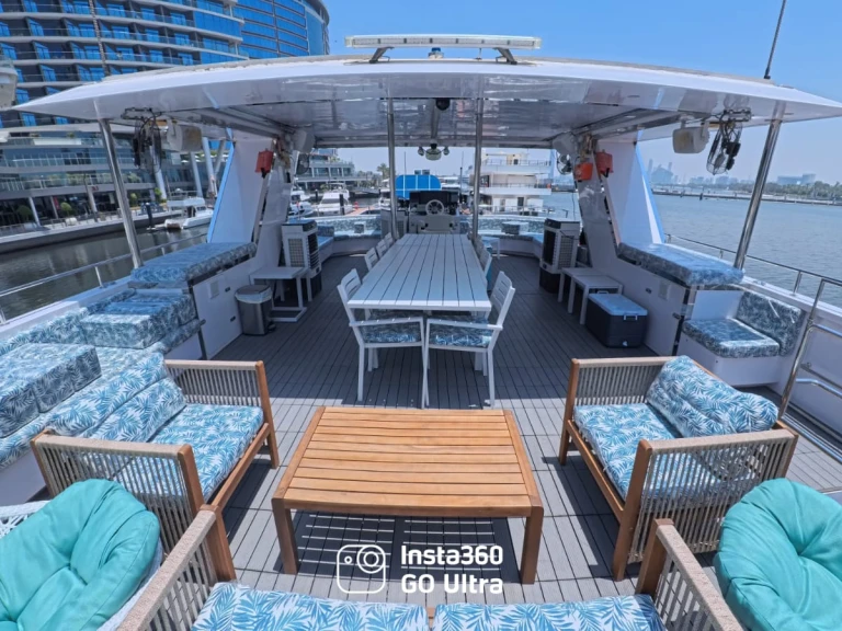 Bootverhuur 101 Marine 101 in Dubai Marina via SamBoat