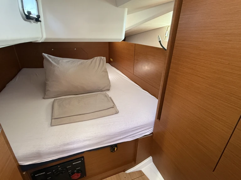 Bootverhuur Pula goedkoop Sun Odyssey 440