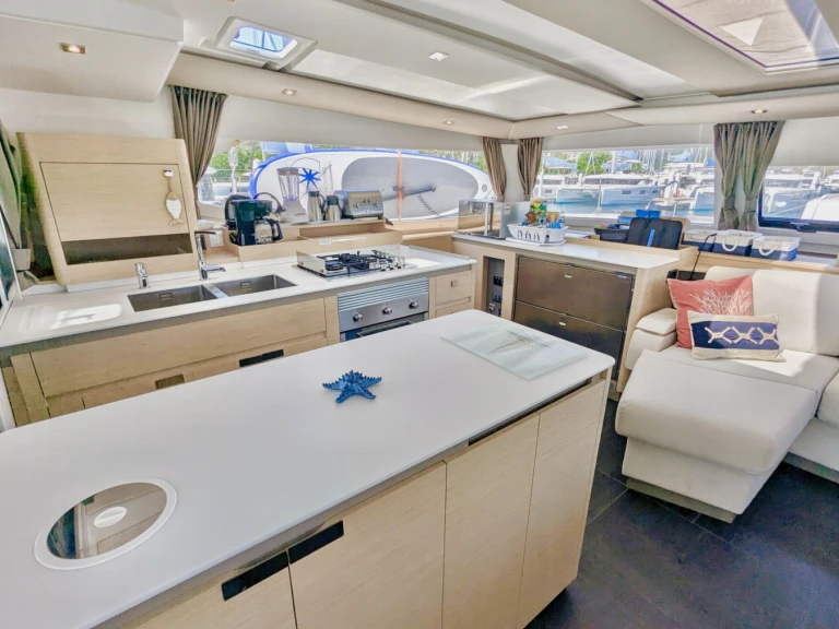 Huur Jacht met of zonder schipper Fountaine Pajot in Frenchman's Cay