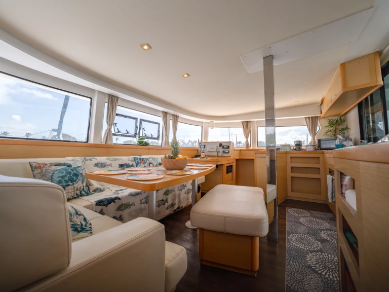 Lagoon Lagoon 42 te huur van particulier of professional in Calliaqua