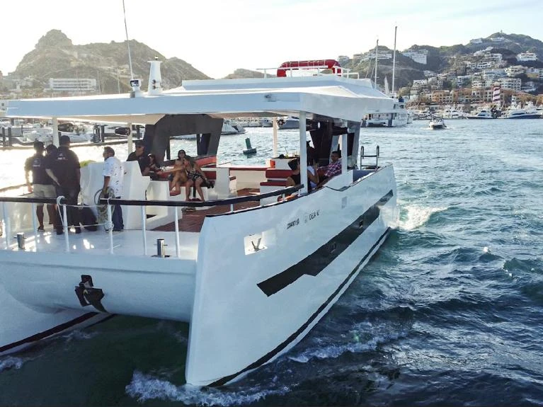 Verhuur Catamaran Custom Made met vaarbewijs