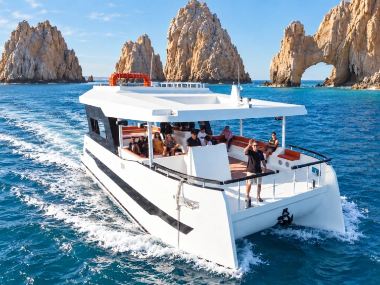 Verhuur Catamaran in Cabo San Lucas - Custom Made custom