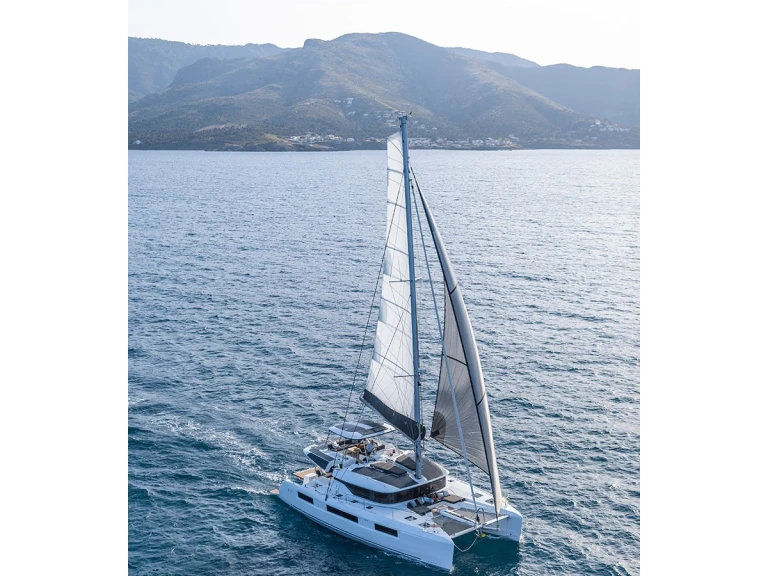 Verhuur Catamaran Lagoon met vaarbewijs
