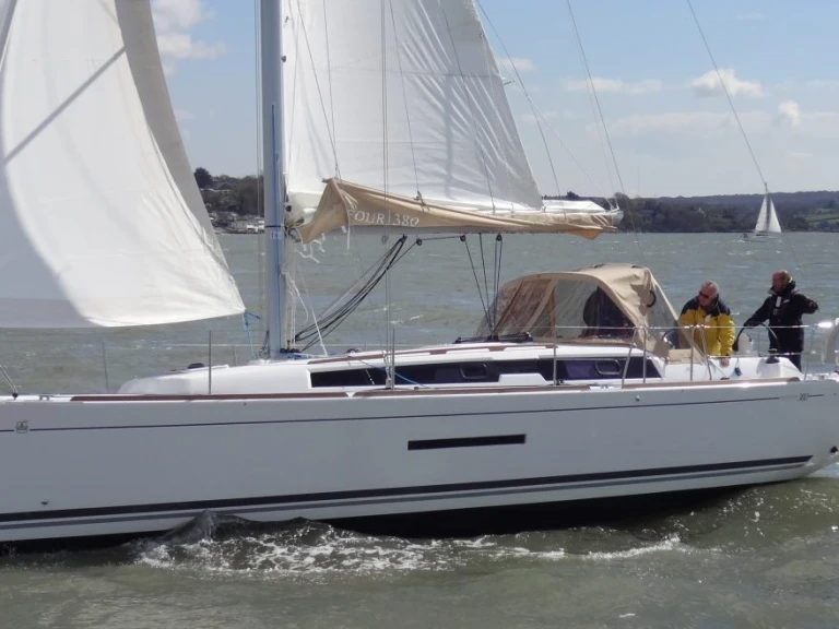 Huur Zeilboot met of zonder schipper Dufour in Hamble-le-Rice